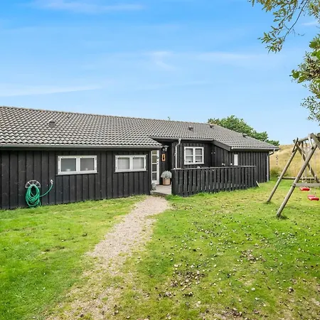 Danko - 1-5km From The Sea By Interhome *
